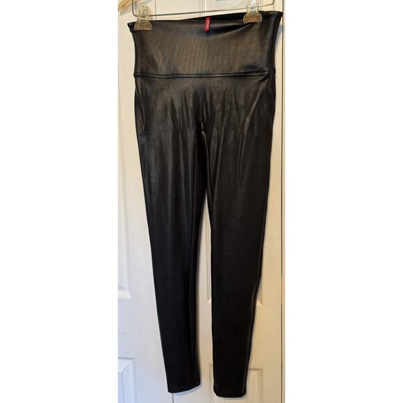 Spanx Pants - SPANX BLACK FAUX LEATHER LEGGINGS LARGE